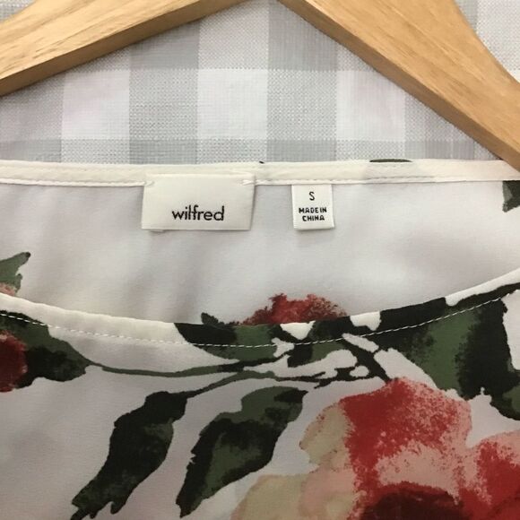 2/40$ WILFRED white floral blouse Grandmacore silky open arm long sleeve small - Picture 4 of 12